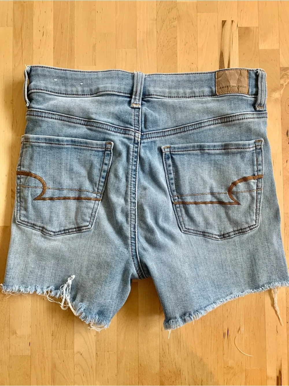 American Eagle - Shorts - Denim - High Rise Shortie Next Level Stretch